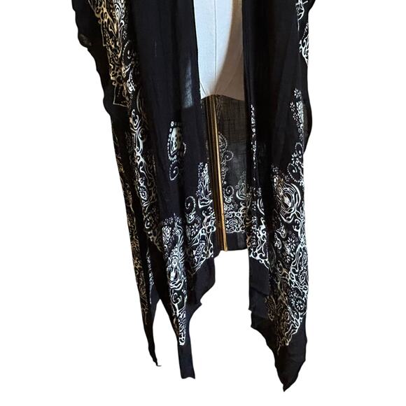 Shawl Poncho Wrap Kimono Black Geometric Aztec OSFM LOVESTITCH Boho Aztec Artsy - Picture 4 of 10